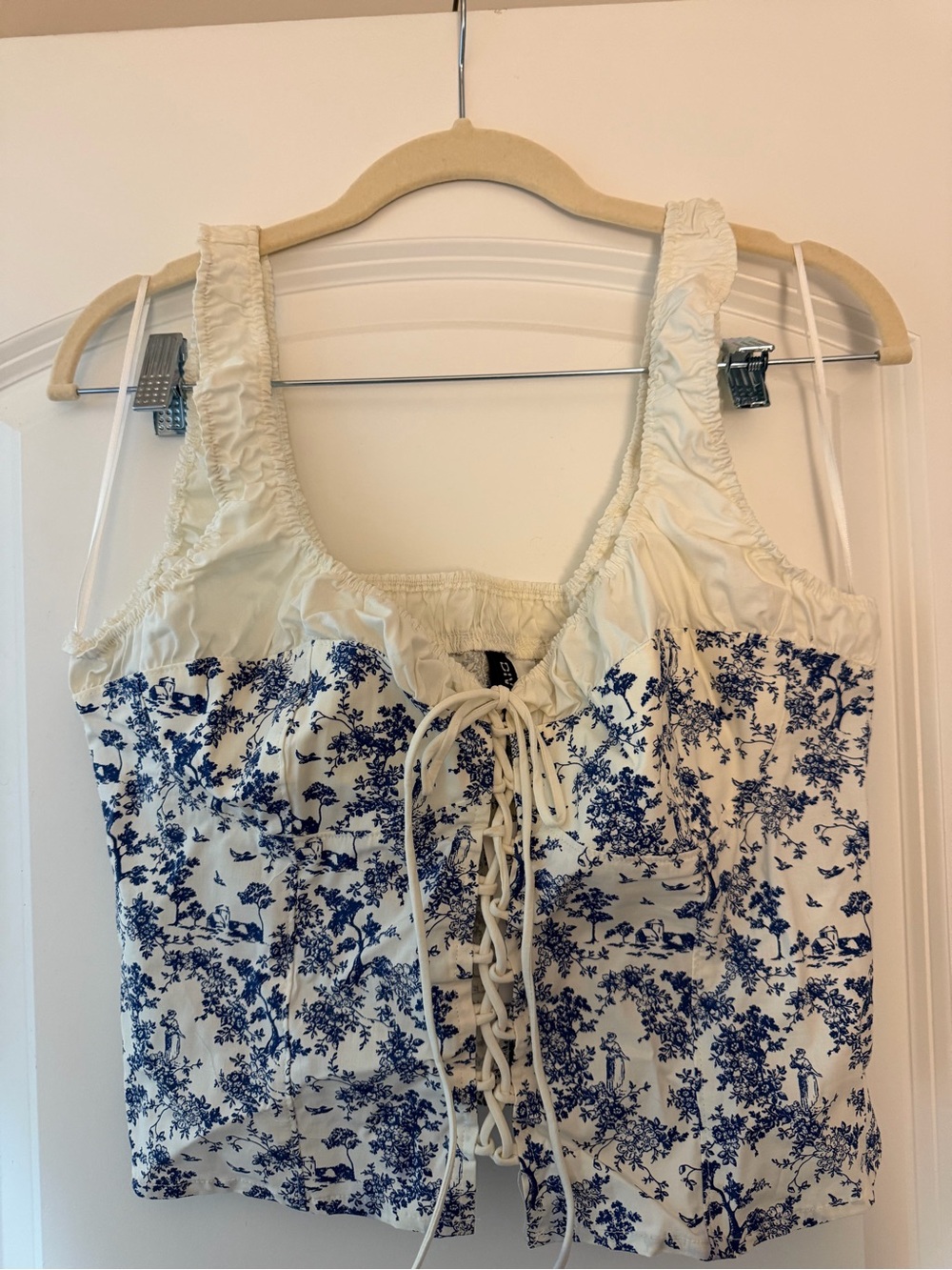 H&M - Women’s Cream and Blue Floral Lace-Up Tank Top *NWT*